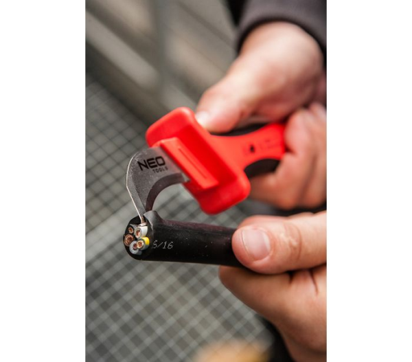 NÓŻ MONTERSKI 1000V,