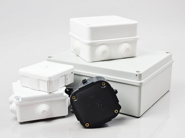 stróża natynkowe.jpg